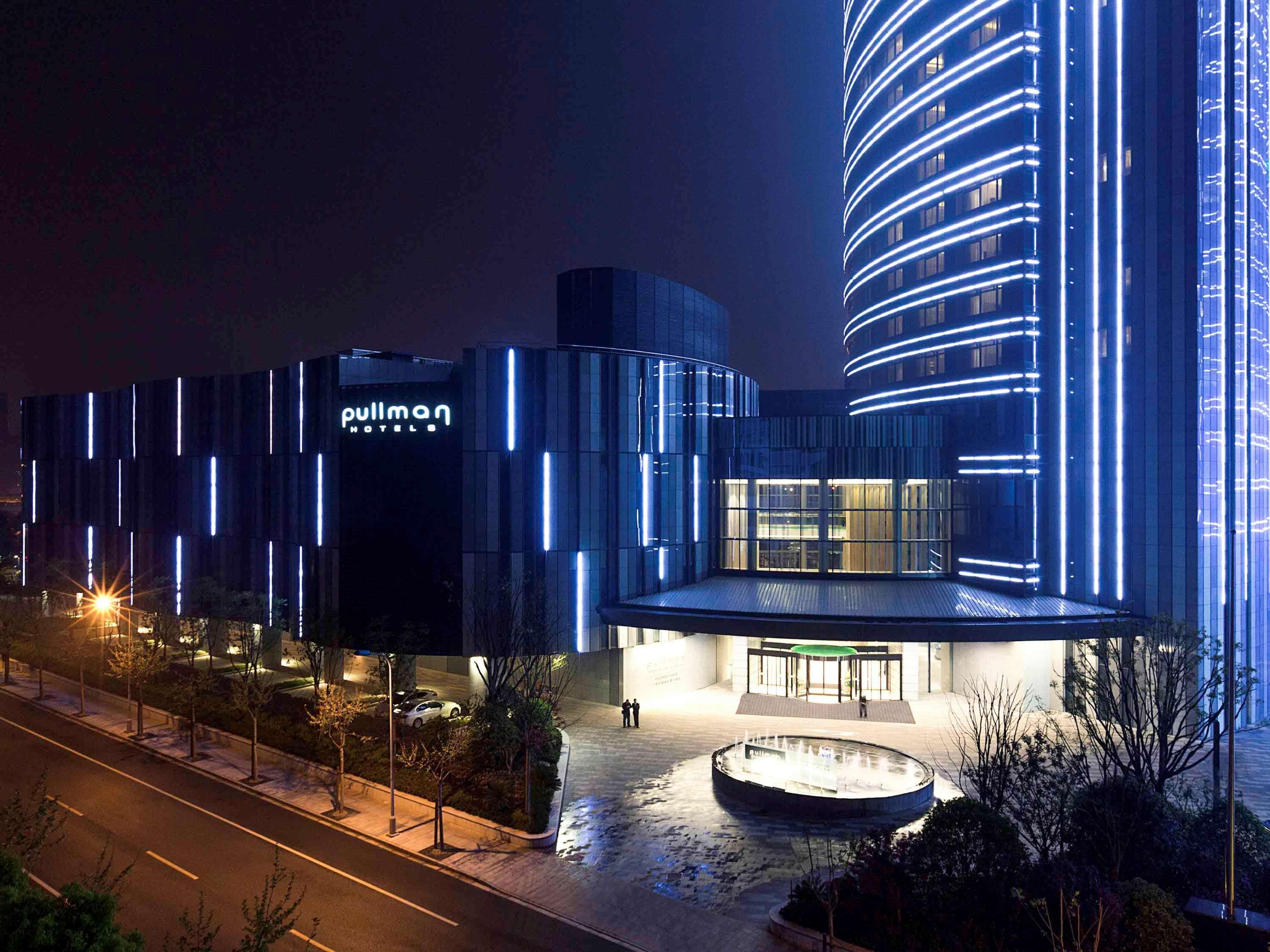 Pullman Shanghai Xuhui Exterior photo