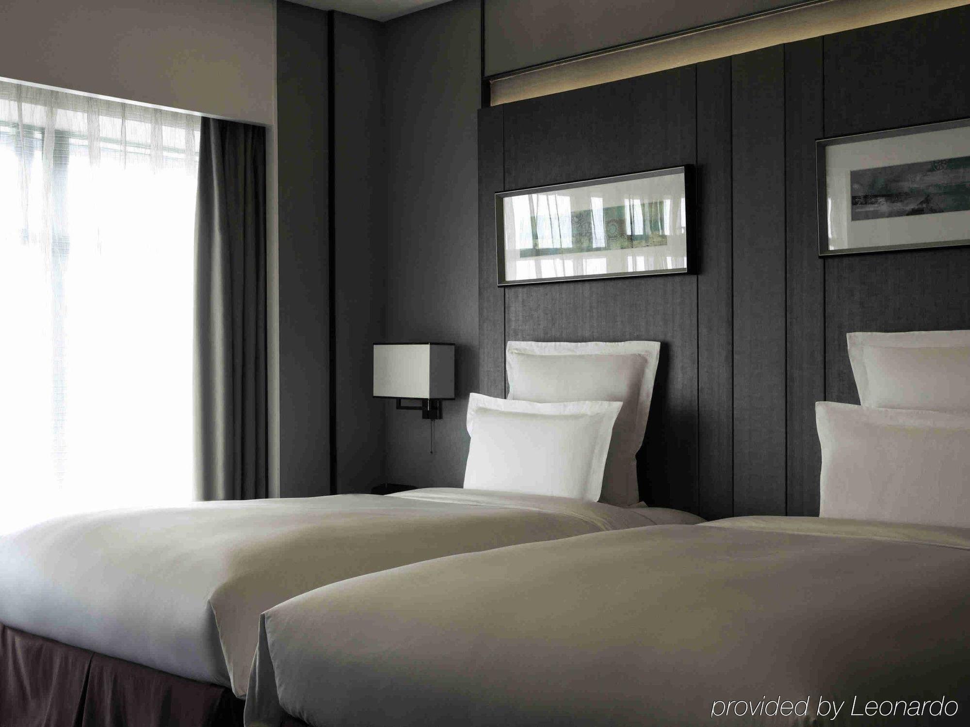 Pullman Shanghai Xuhui Exterior photo